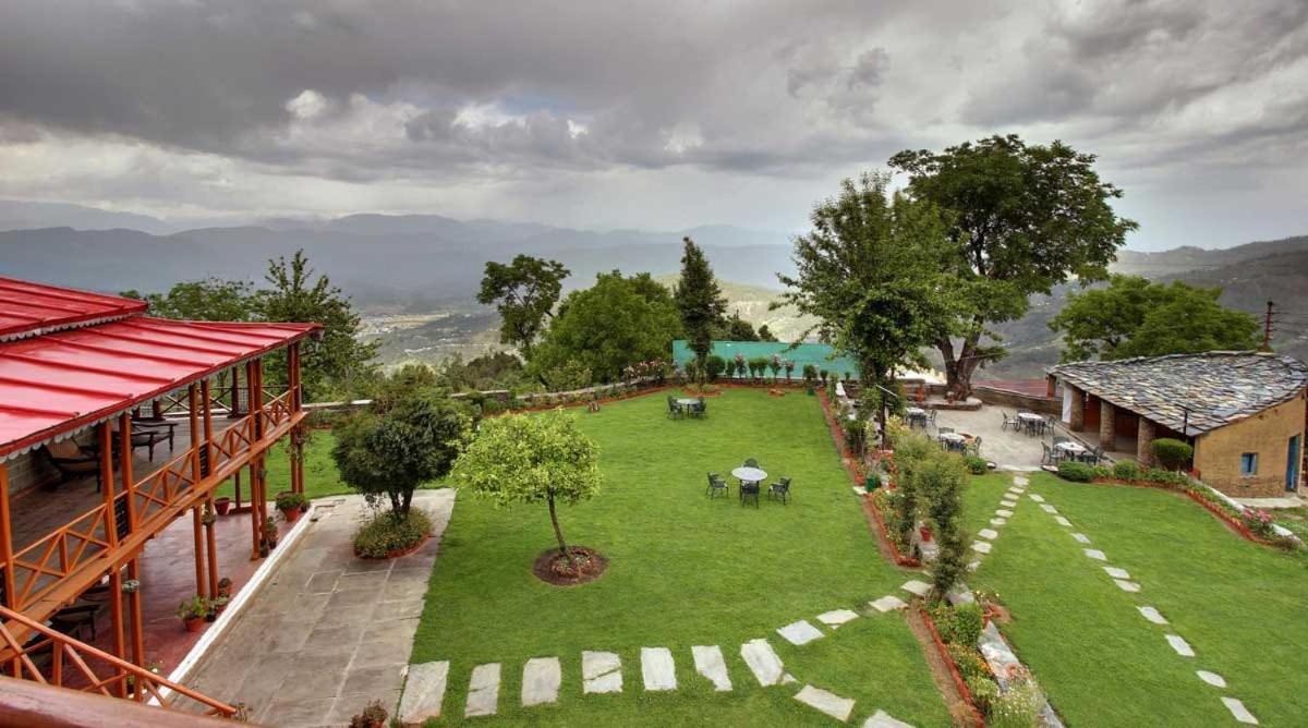 Vamoose Eco Lodge Chevron Kausani Kültér fotó