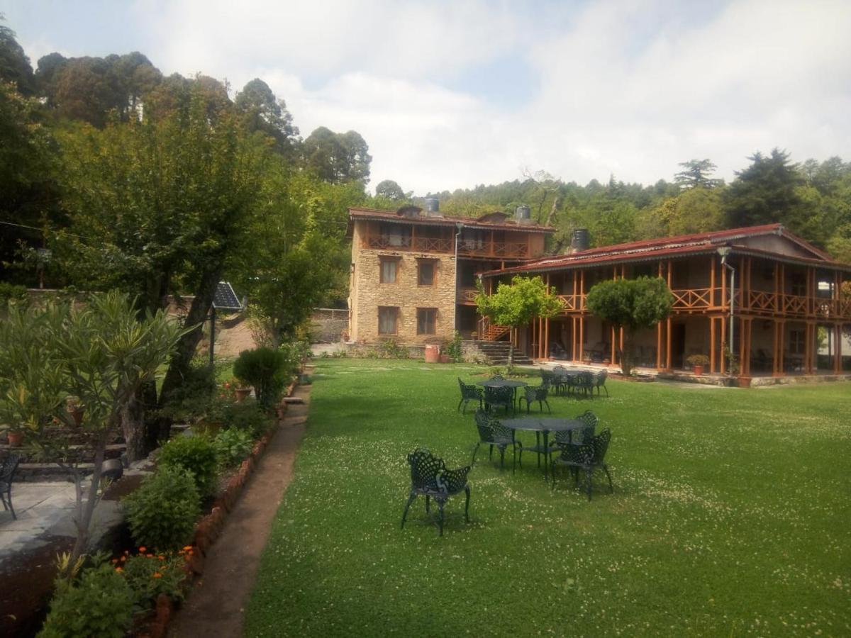 Vamoose Eco Lodge Chevron Kausani Kültér fotó