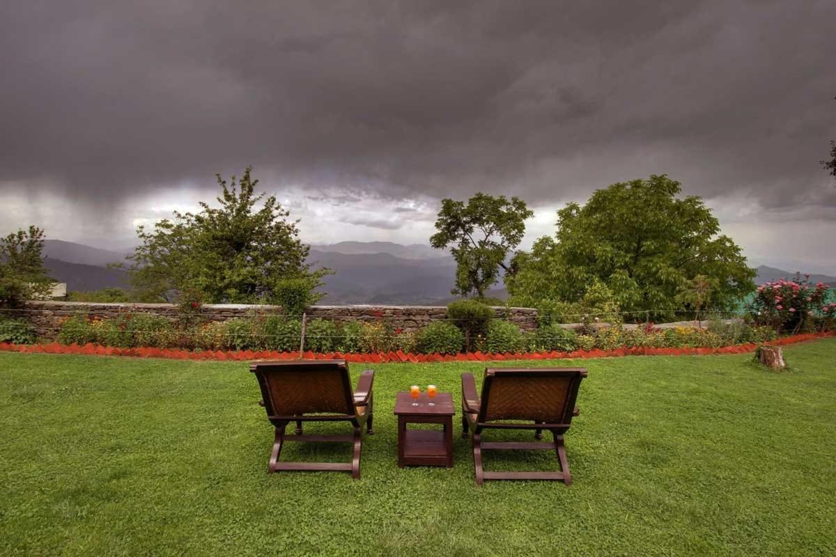 Vamoose Eco Lodge Chevron Kausani Kültér fotó